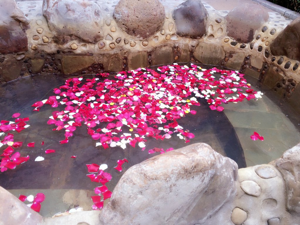 女人泡温泉的六大好处